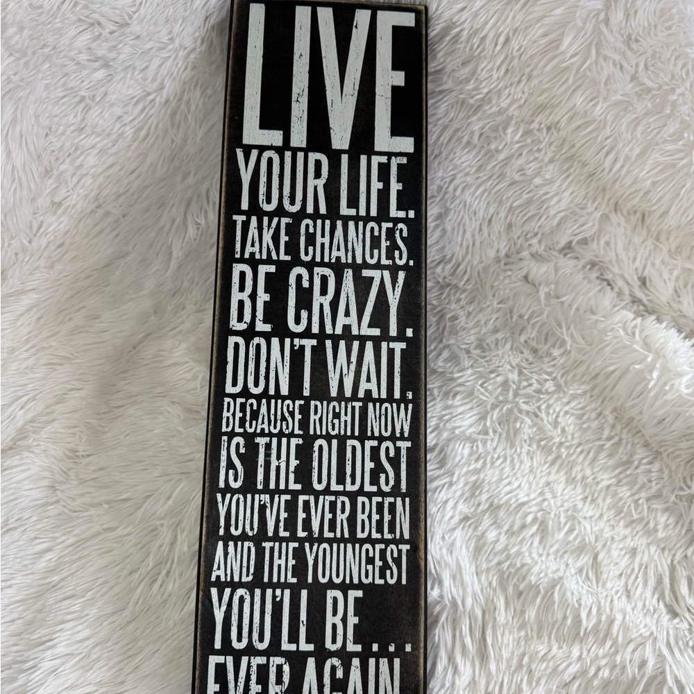 Marshalls Black and White Art & Decals Motivational Sign